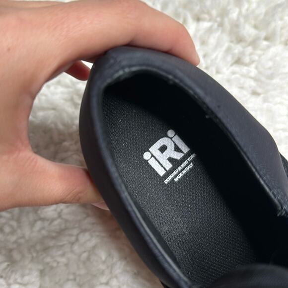 IRI WES I Black Red Low Top Sneaker Fun Trendy Chunky Pop of Color Y2K - Picture 12 of 16